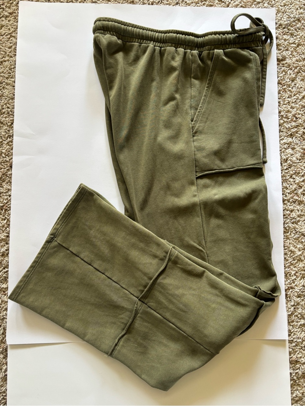 Ces Femme Momentum Cargo Olive Green Sweatpants Women’s Size Small